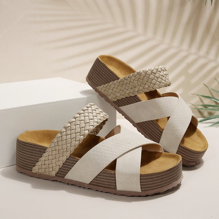 Women's sandals – Wedge sole – Braided criss-cross straps – Open-toe comfort
