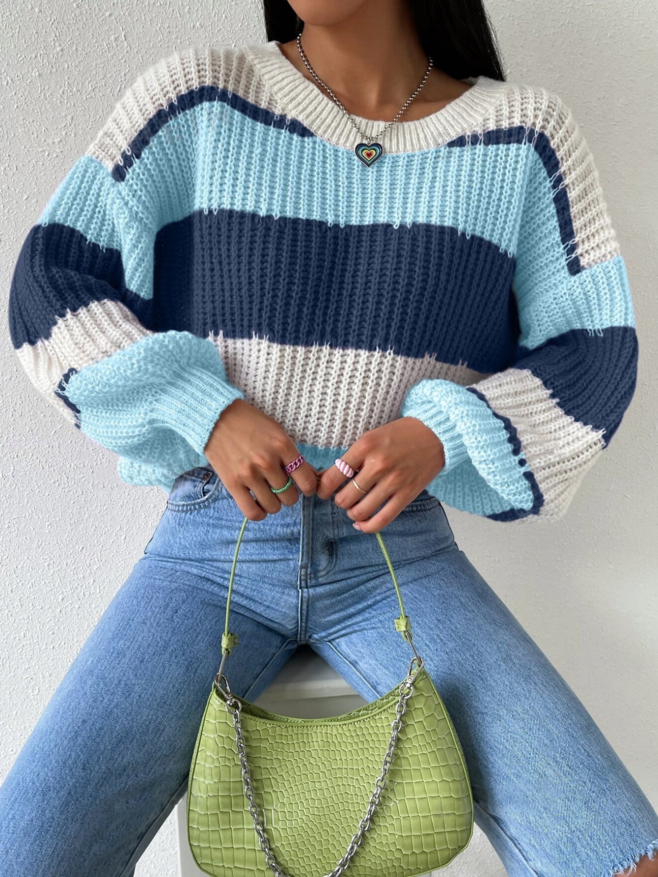 Pull femme – Coupe oversize – Manches longues col rond