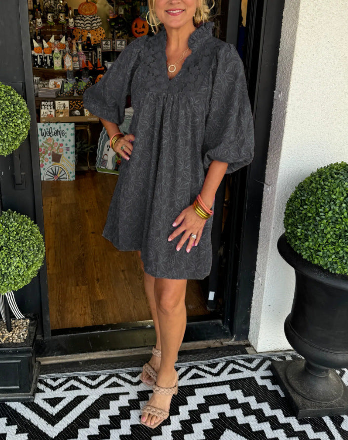 Robe courte femme – Coupe évasée fluide – Broderie bohème – Manches ballon