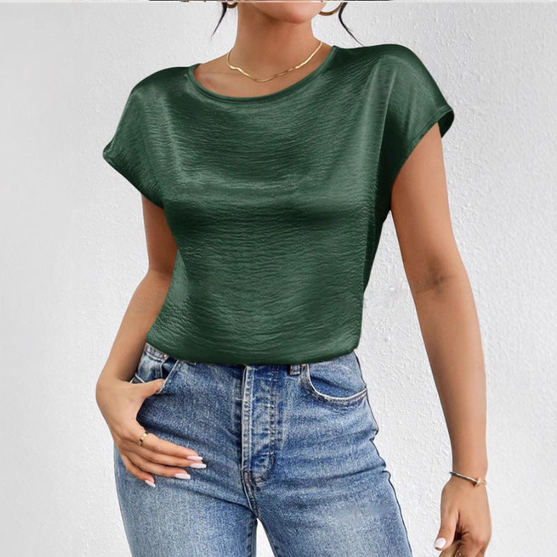 Women's short-sleeve shirt – Relaxed fit – Luxurious fabric – Shiny finish