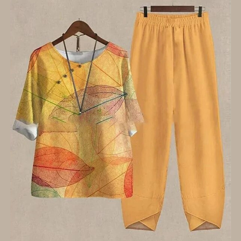 Women's Two-Piece Set – Loose Fit – Breathable Fabric – Short-Sleeve Top & Wide-Leg Pants