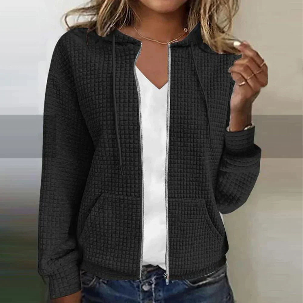 Veste à capuche femme – Coupe droite – Texture matelassée douce – Fermeture zippée