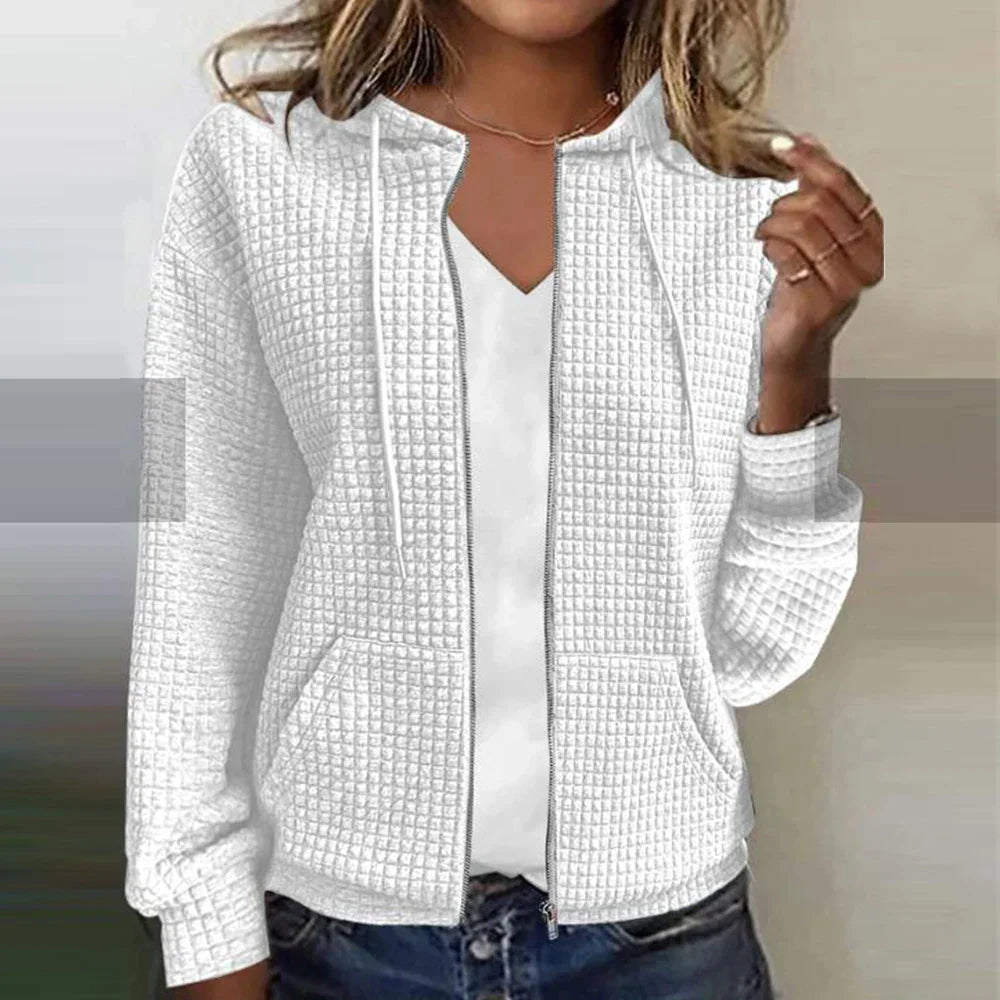 Veste à capuche femme – Coupe droite – Texture matelassée douce – Fermeture zippée