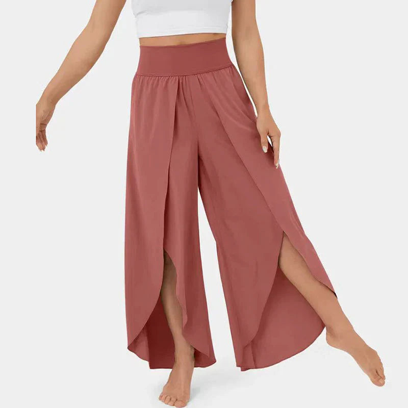 Wide women's trousers – High waist – Loose fit – Side slits