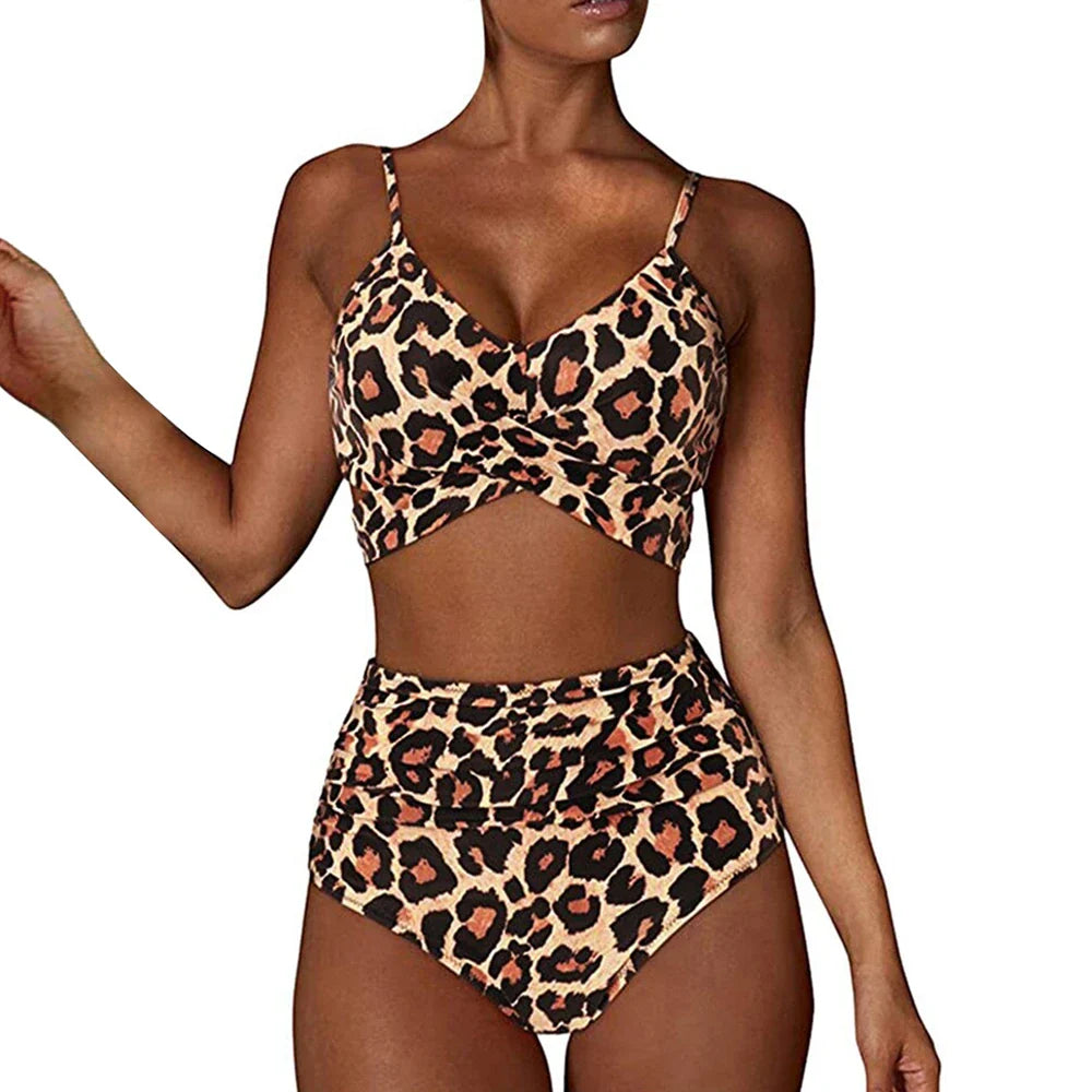 Women's bikini – Slim fit – Elegant crossover top – High-waisted ruched bottoms