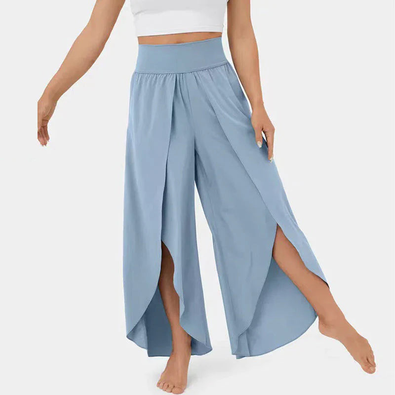 Wide women's trousers – High waist – Loose fit – Side slits