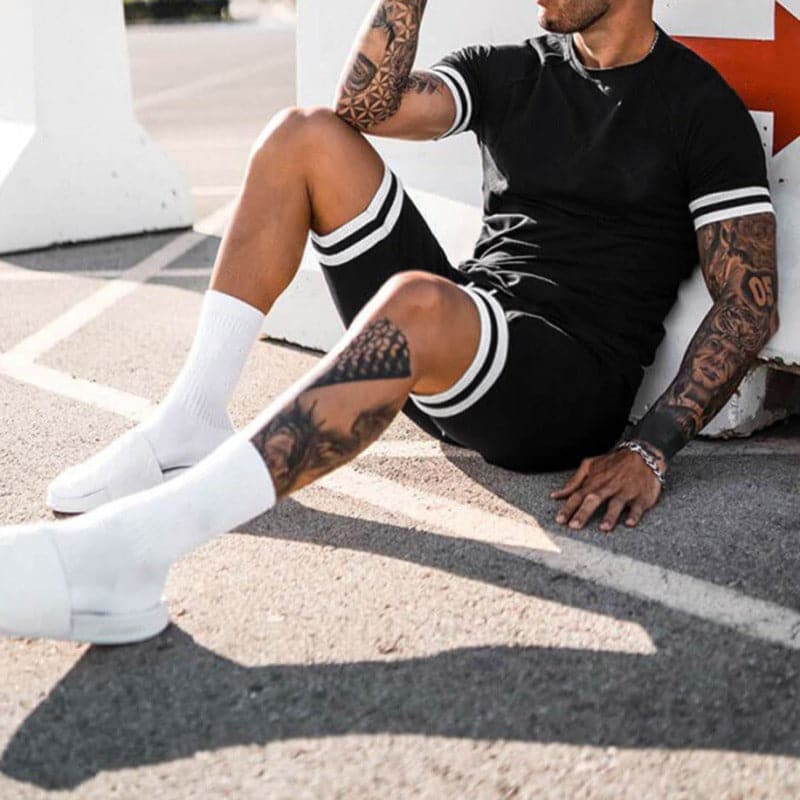 Men's sports set – Slim fit – Breathable stretch fabric – T-shirt and shorts
