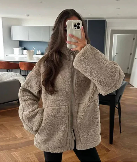 Women's Coat - Fleece - Oversized fit - Stand collar - Zipper closure