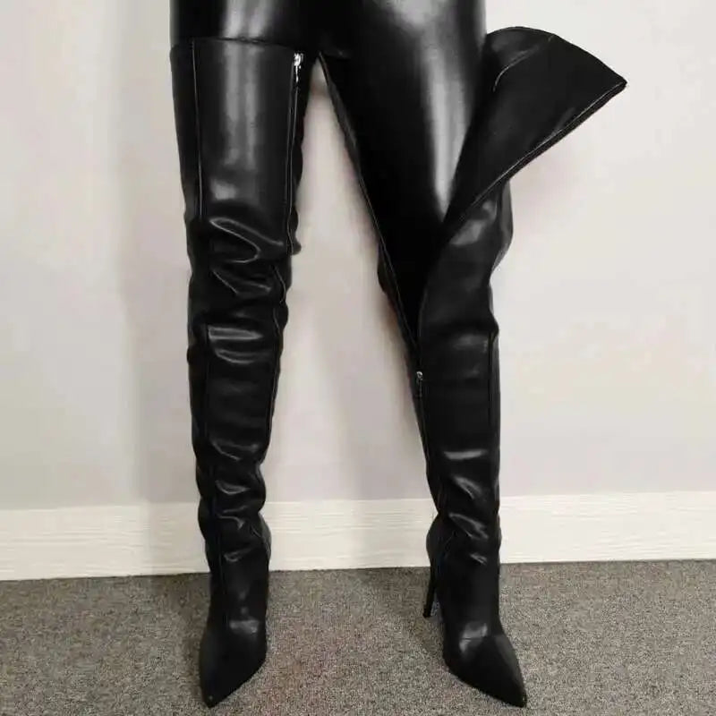 Bottes femme cuissardes – Talon haut – Bout pointu – Similicuir brillant – Fermeture zippée
