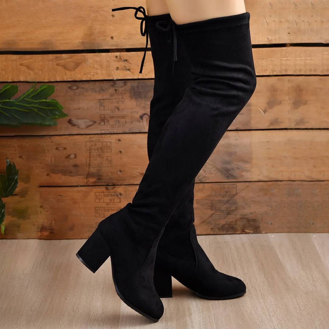 Bottes femme cuissardes – Finition suédée – Talon bloc – Bout pointu – Laçage dos