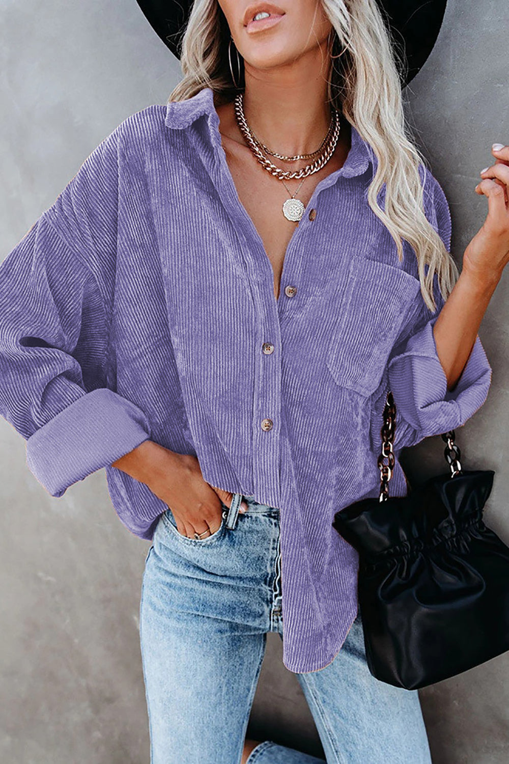 Women's shirt – Oversized fit – Textured fabric – Casual style with classic collar