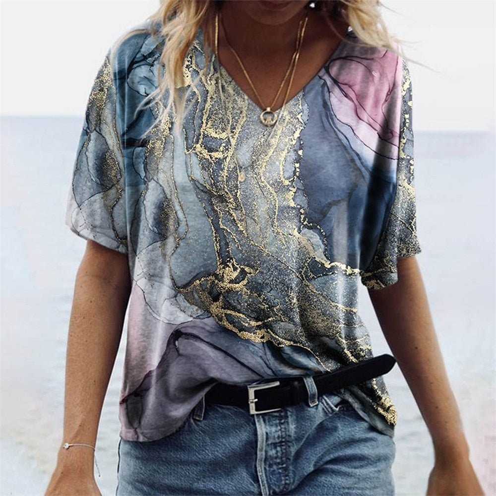 Women's T-shirt – Relaxed fit – V-neck – Short sleeves – Boho print