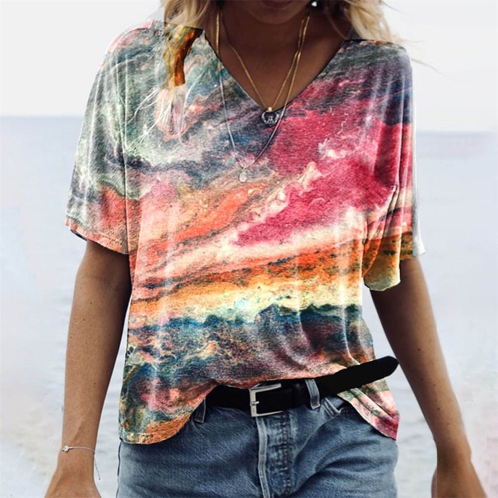 Women's T-shirt – Relaxed fit – V-neck – Short sleeves – Boho print