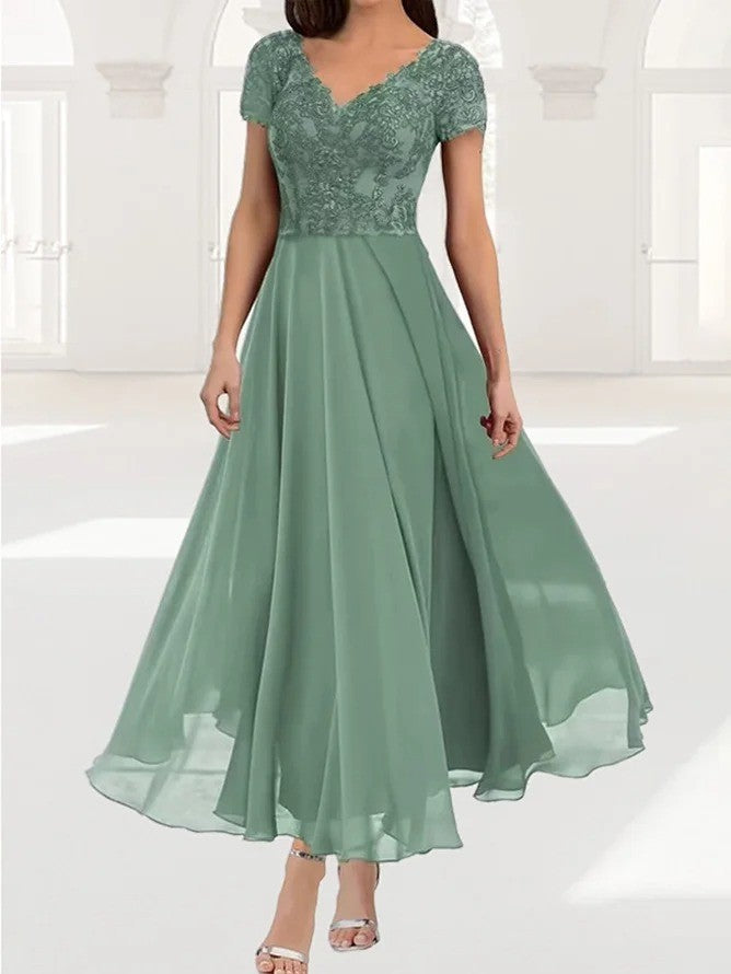 Women's long dress – V-neck – Short lace sleeves – Fluid fall