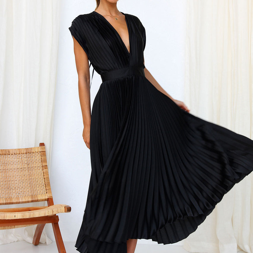 Women's midi dress – Sleeveless – Flared cut – Pleated fabric – Elegant open back