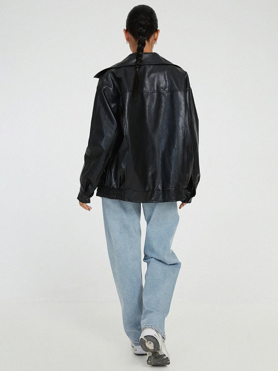 Blouson femme – Coupe oversize – Effet cuir lisse – Col large zippé structuré