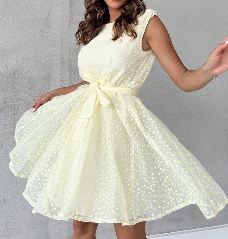 Women's flared dress – Sleeveless – Belted waist – Elegant flowing fabric