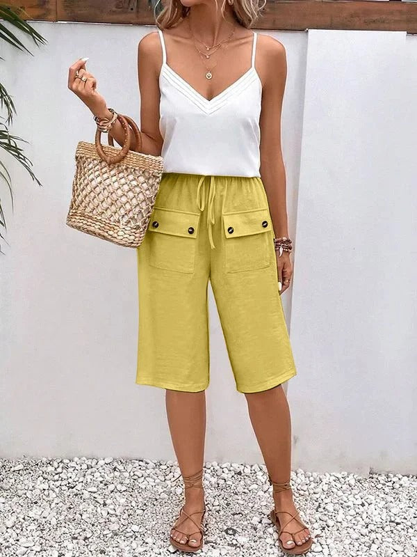 Women's mid-length pants – Relaxed fit – Elastic waistband – Breathable fabric – Buttoned pockets