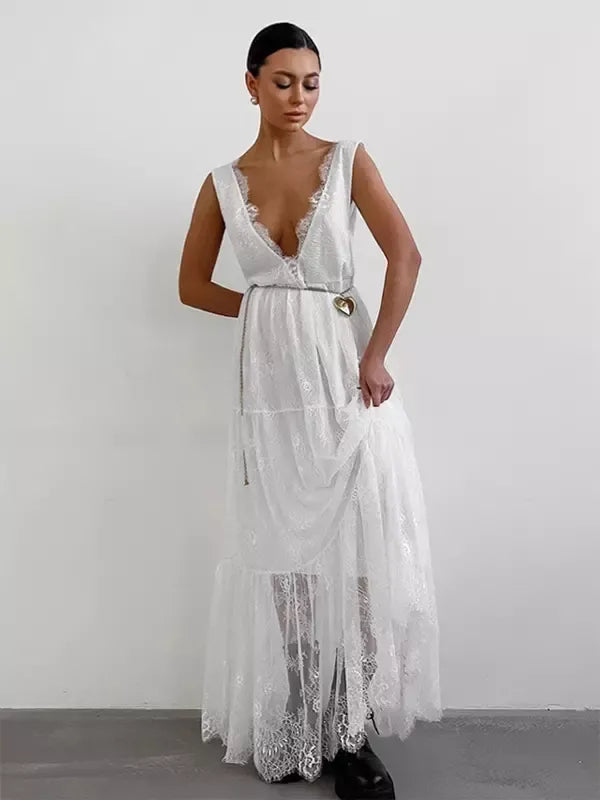Women's long dress – Plunging neckline – Elegant lace – Sleeveless