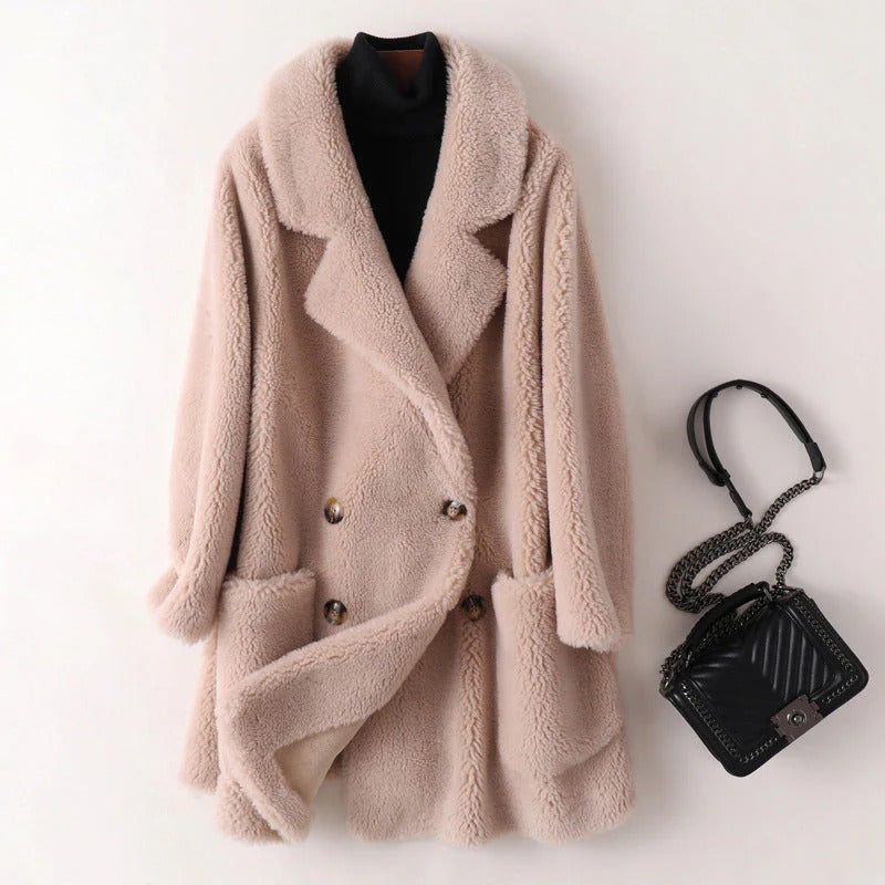 Women's Coat - Synthetic Fur - Oversized Cut - Notched Collar - Mid-Thigh Length