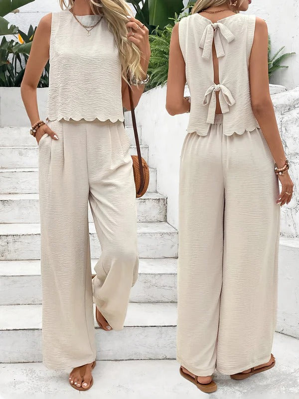 Women's two-piece set – Textured fabric – Cropped tie-back top – Wide-leg pants