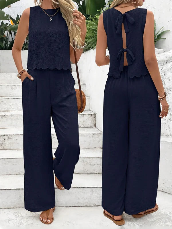 Women's two-piece set – Textured fabric – Cropped tie-back top – Wide-leg pants