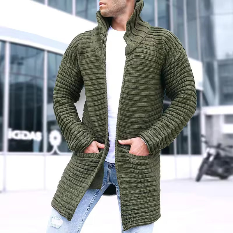 Gilet homme maille – Coupe oversize – Col roulé – Long – Ouverture frontale côtelée