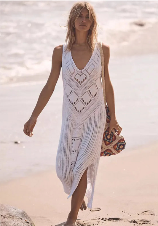 Women's midi dress – Relaxed fit – Openwork knit – V-neck – Side slit