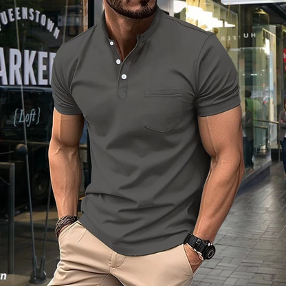 Men's polo – Slim fit – Soft knit – Semi-open collar – Short sleeves – Chest pocket
