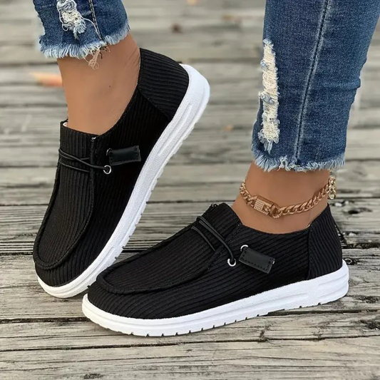 Women's slip-on shoes – Flat sole – Casual comfort