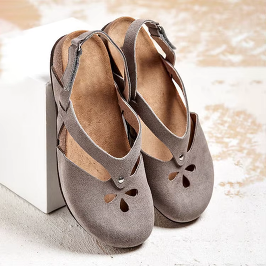 Women's flat sandals – Open toe – Cut-out detail – Soft sole – Adjustable support