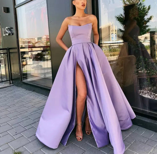 Women's evening dress – Bustier – Luxurious fabric – Flowing slit skirt – Cinched waist