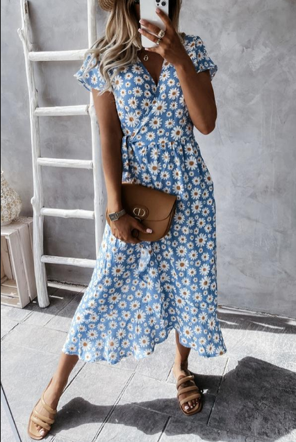 Women's midi dress – Flared cut – Short sleeves – Breathable fabric – Floral style