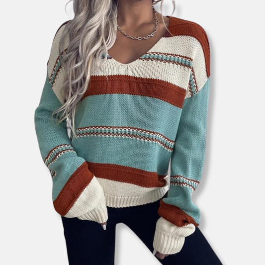 Women's Sweater - Medium Knit - Relaxed fit - V Neck - Long sleeves with ribbed edges