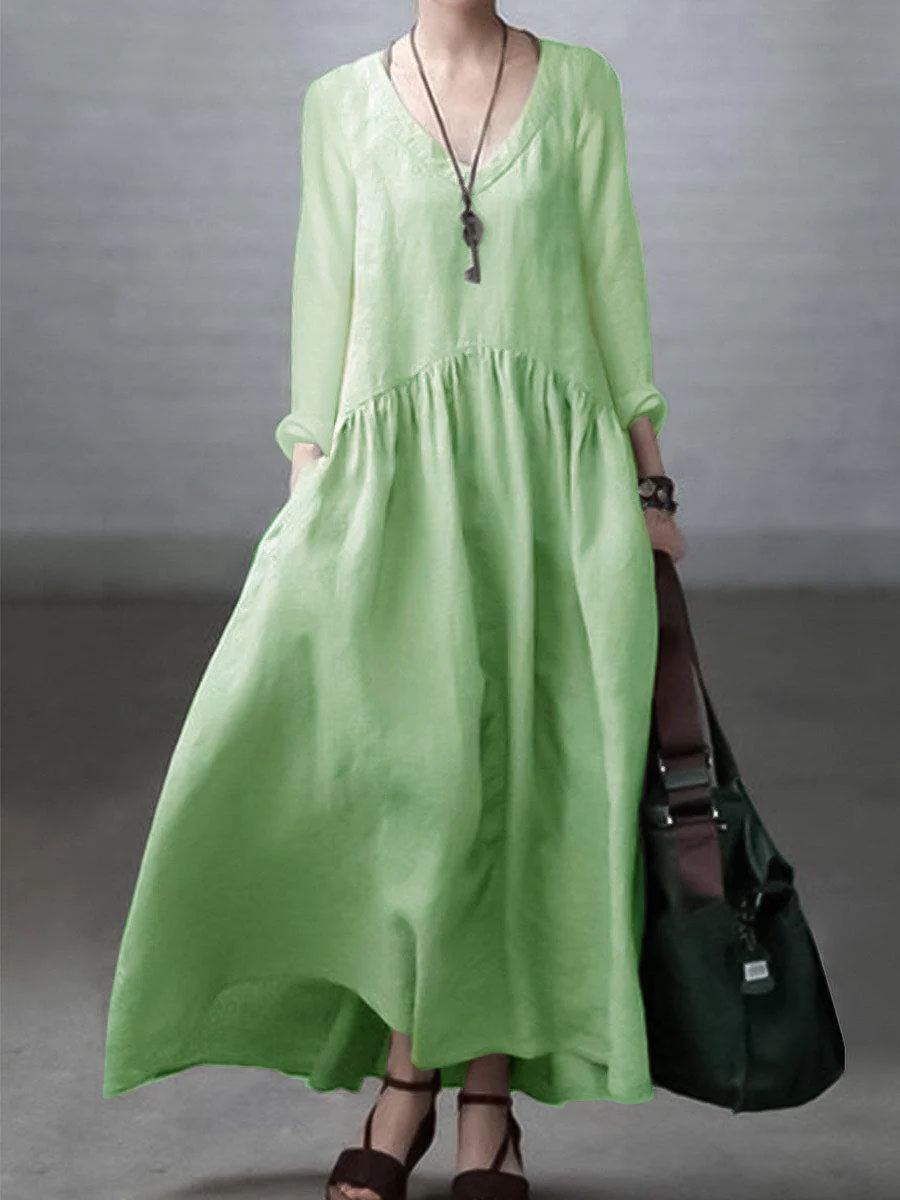 Women's long dress – Natural fibers – Loose fit – V-neck – Long sleeves