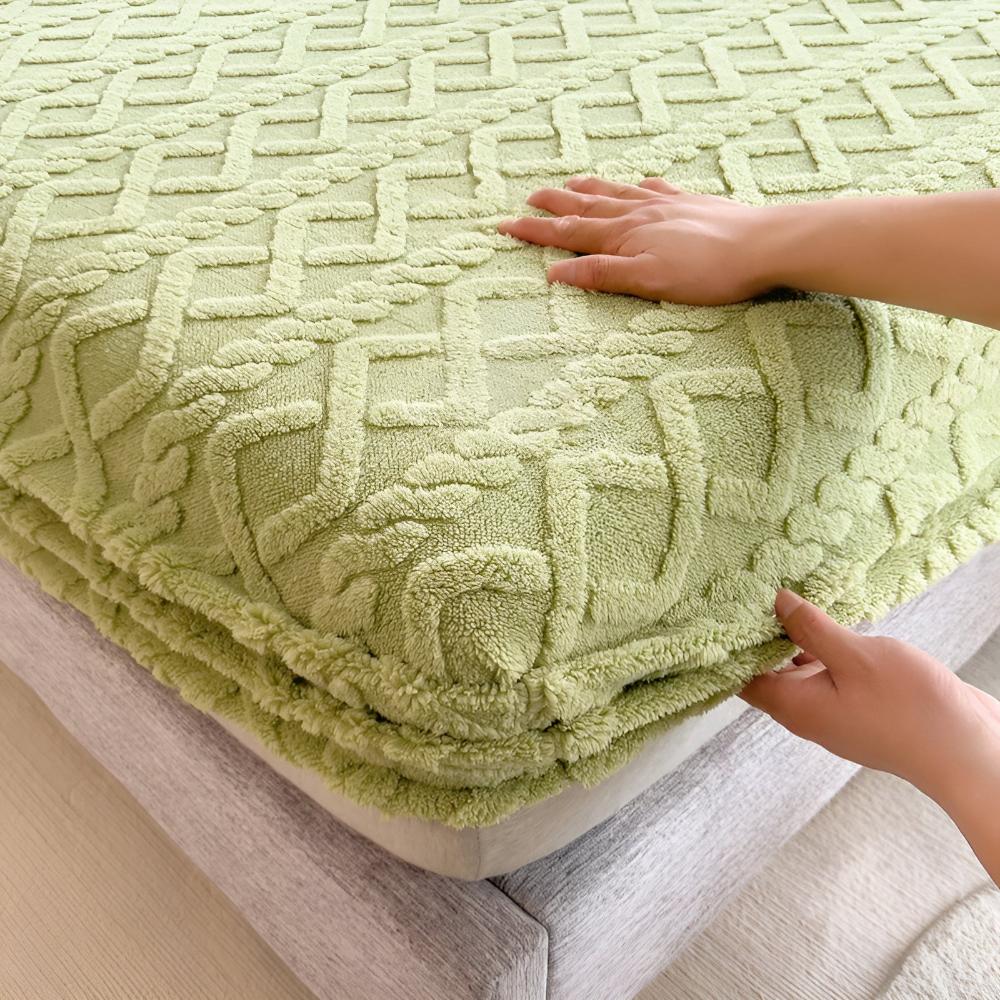 Textured Velvet Sheet Set With Sherpa Softness