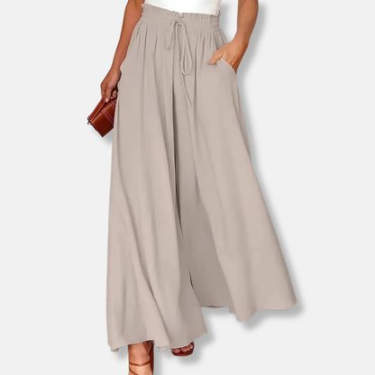 Wide women's pants – Flowy cut – Adjustable waist – Breathable fabric – Polka dot print