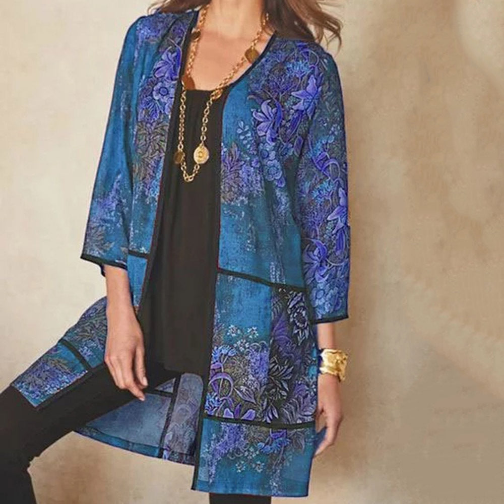 Women's tunic blouse – Loose fit – Lightweight and breathable fabric – 3/4 sleeves – Elegant print