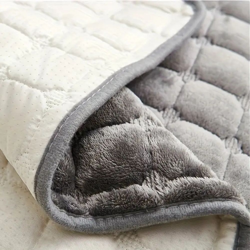 Quilted Velvet Armrest Panels Recliner Cover