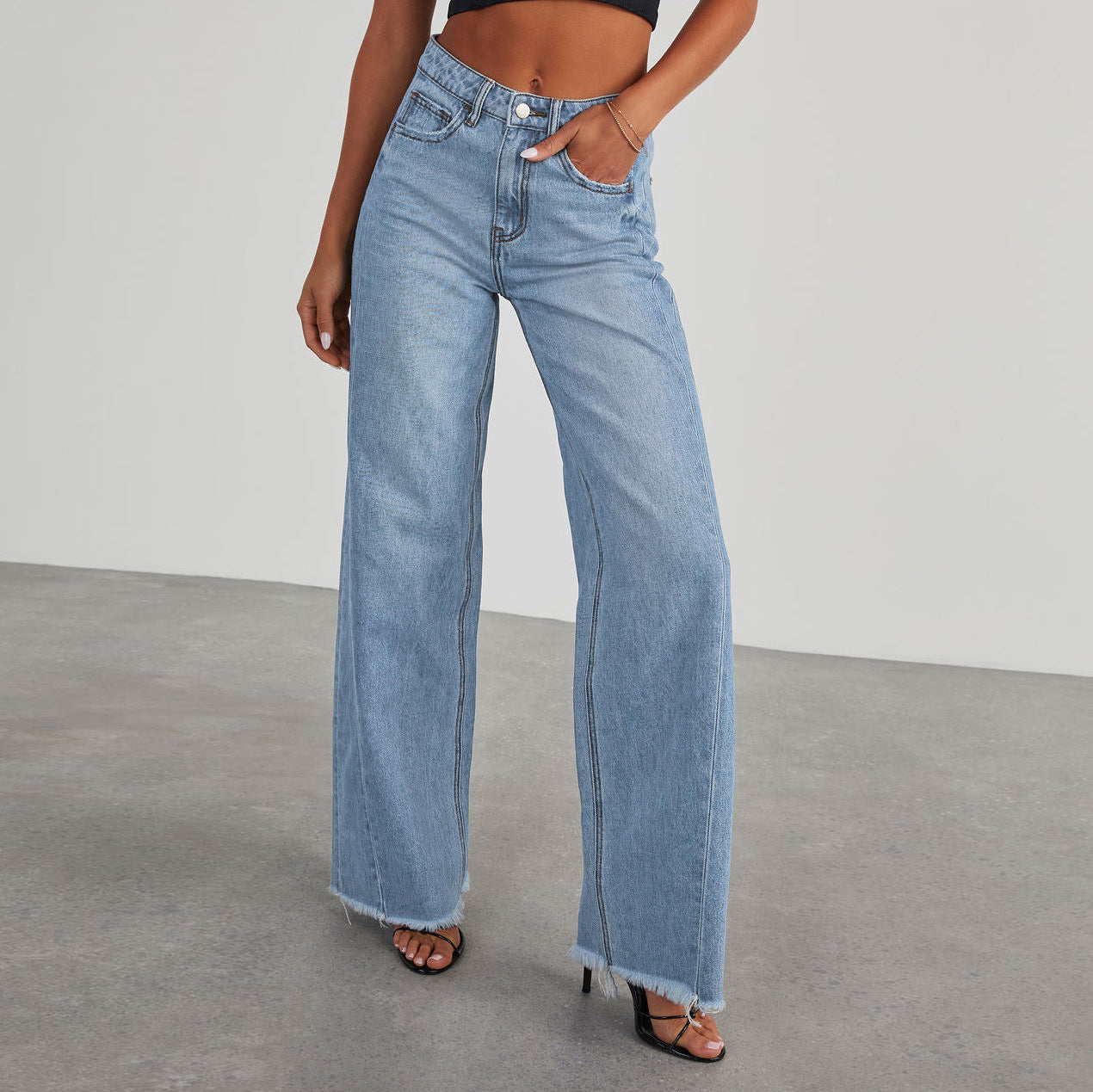 PANTALON NOVI JEAN A COUPE SLIM ET JAMBES LARGES