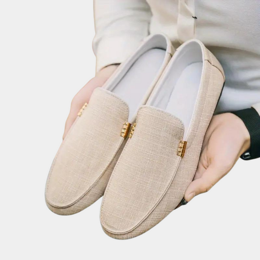 Mocassins homme – Tissu respirant – Coupe classique – Détail métallique élégant