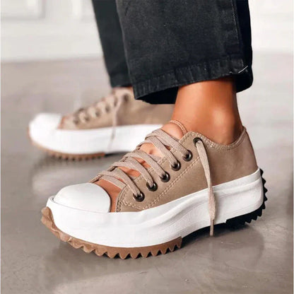 Eleonora Low-Top Platform Sneakers | Lug Sole Platform Sneakers