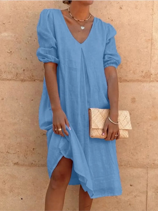 Women's midi dress – Relaxed fit – V-neck – Ruched sleeves – Breathable fabric