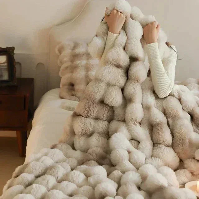 Textured Faux Fur Throw Blanket With Elegant Design