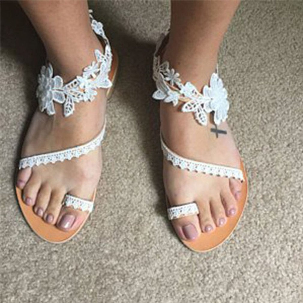 Slippers for women – Floral lace detail – Open toe – Comfortable breathable fit