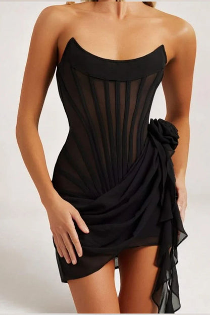 Robe Mini Femme – Sans Bretelles – Corset Structuré – Détails Drapés