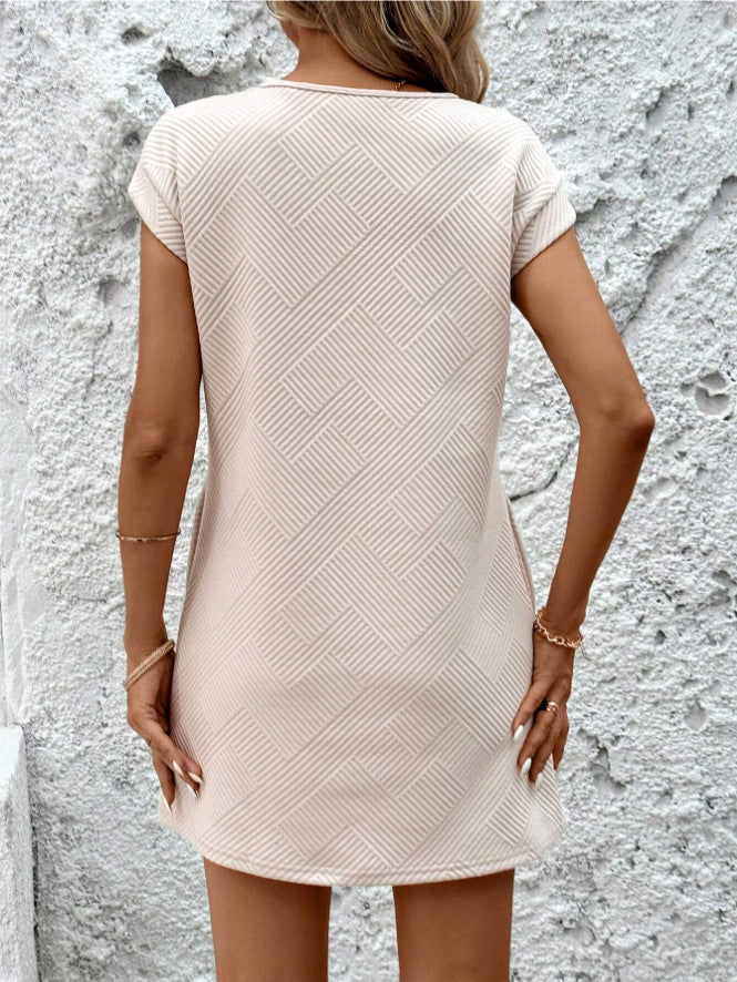 Women's Mini Dress – Relaxed Fit – Breathable Fabric – Geometric Pattern – Short Sleeves
