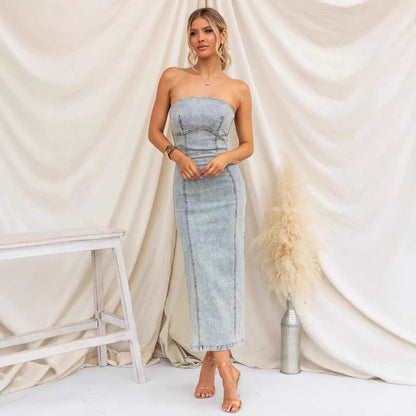 Women's midi dress – Fitted cut – Strapless – Structured couture details