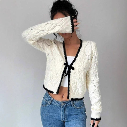 Cardigan Femme – Coupe Courte – Manches Longues – Nœud Devant