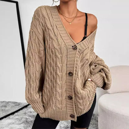 Gilet Femme – Coupe Oversize – Maille Torsadée – Décolleté V – Boutonnage Frontal
